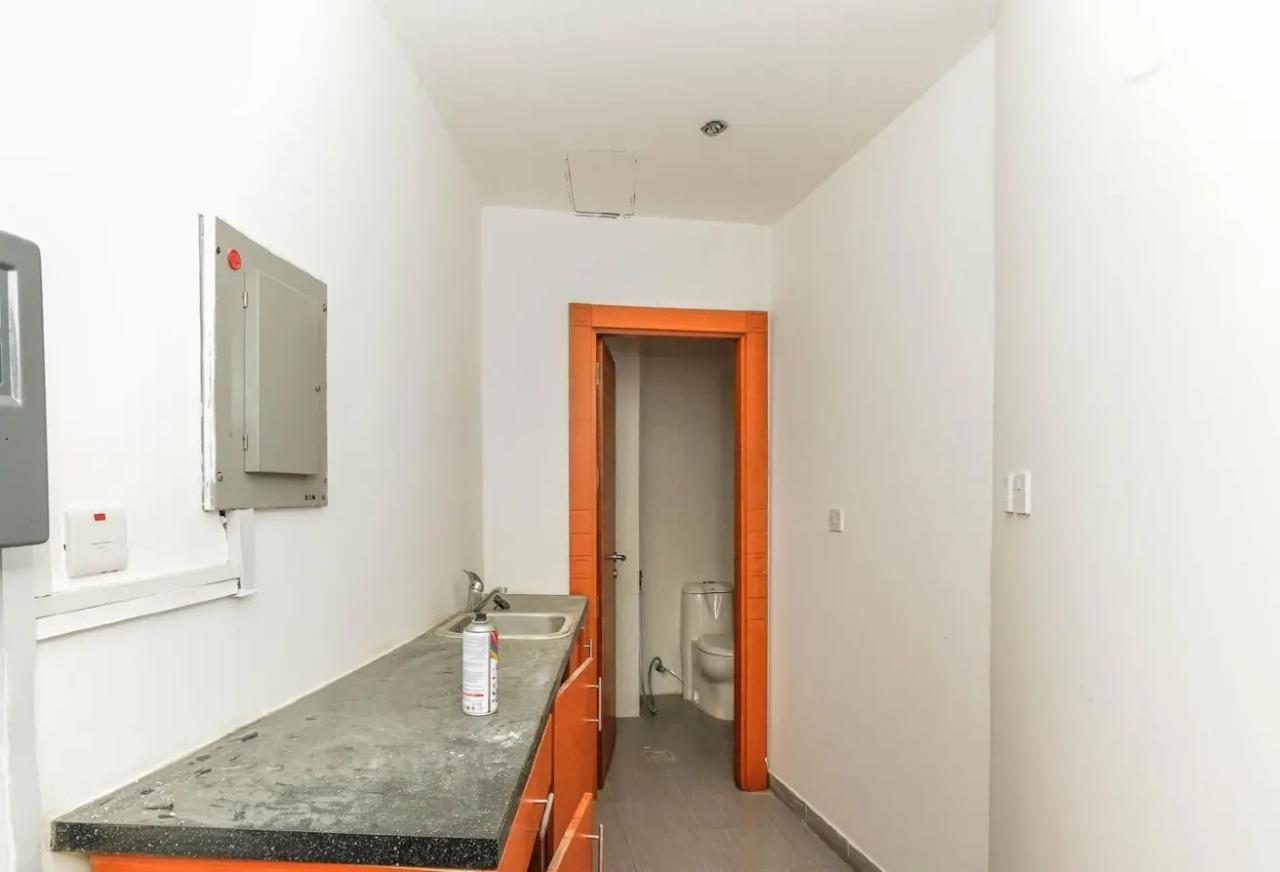 Luxurious and Spacious Office for Rent in Al Shatt Street