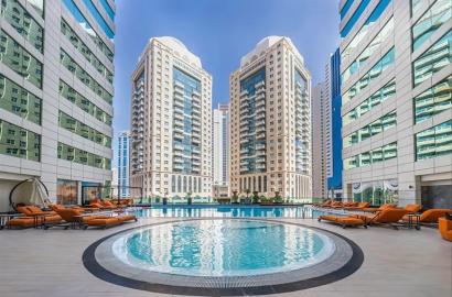 Luxurious Fully Furnished 2 Bedrooms Apartment in Beverly Hills Tower